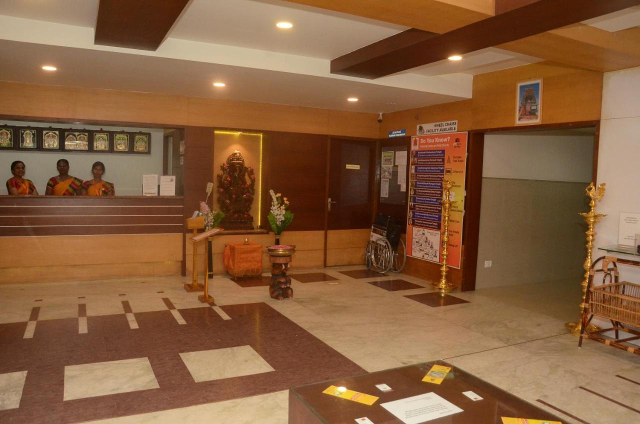 Hotel Kanakabhishegam First Hotel From The Thirukadaiyur Temple Tirukkadaiyur Екстер'єр фото